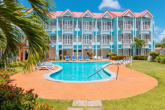 AquaVenture Day Pass at Bay Gardens Beach Resort & Spa - Who will get the most from this pass