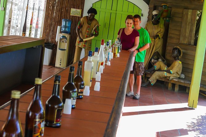 Couples Private St. Lucia Highlights Tour - Wood carving and village life at Anse La Raye