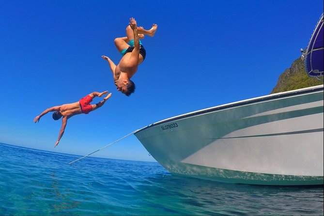 Dash and Splash Snorkel Adventure St Lucia - A fast start from Vigie Marina