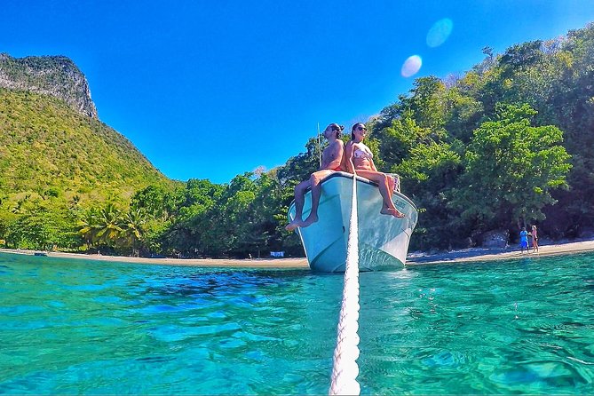 Dash and Splash Snorkel Adventure St Lucia - The return through Marigot Bay