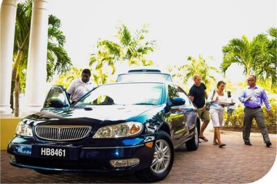 Expedited Arrival and VIP Departure Lounge Experience