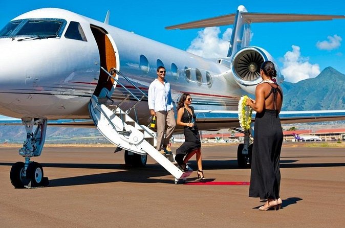 Fast Track On Arrival at St Lucia Airport & Round Trip Transfer - How the ride can shape your first impression of St. Lucia