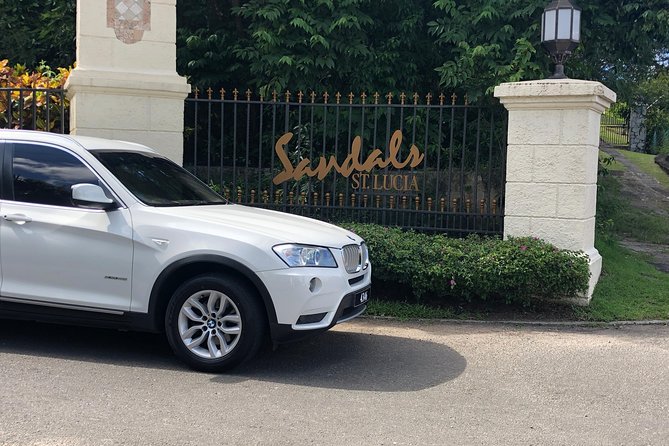 First Class Private Transfers from UVF Airport To Any SANDALS Resort (Roundtrip) - Drinks, snacks, and the small comforts