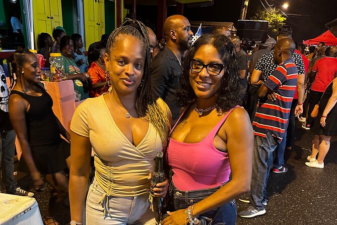 Friday night street party Private transfer & guide - Key points to know before Friday night