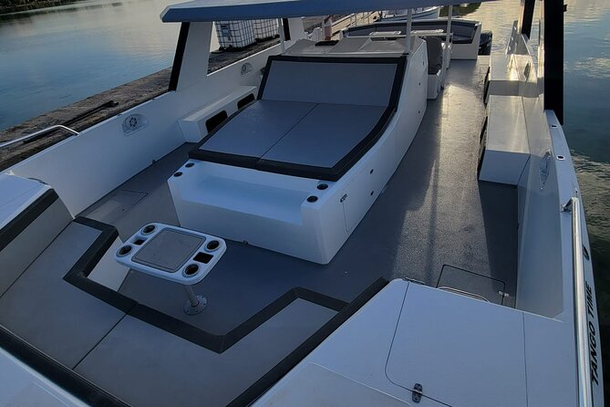 Half Day Private Power Cat Charter - What the crew adds to the experience
