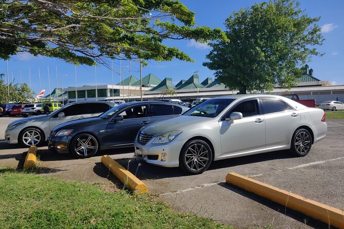 International Airport (UVF) Transfers & Fast track VIP Service(Roundtrip) - The long road to your St. Lucia resort