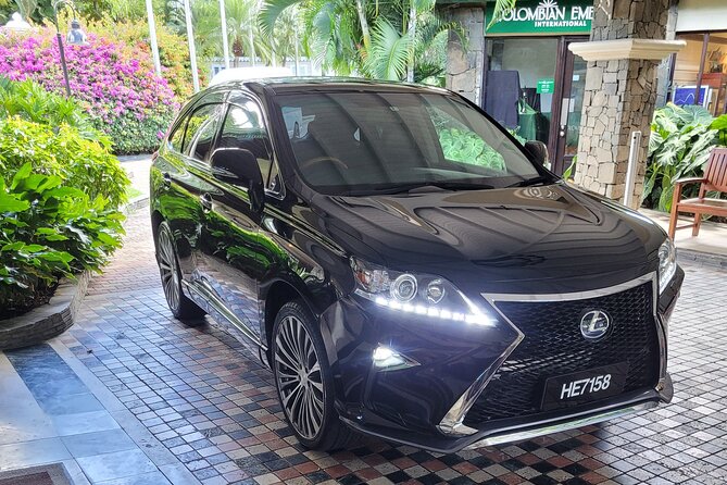 Private Car transfer from Hewanorra International Airport (UVF) - From UVF arrival hall to your hotel door
