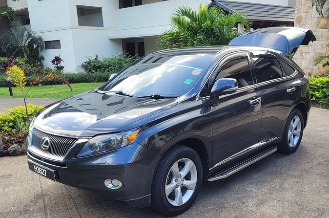 Private Car transfer from Hewanorra International Airport (UVF) - Service that works for families and couples