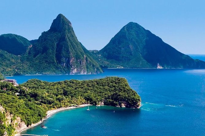 Private Custom Coastal Cruise St. Lucia Full Day - Why a private boat works well on St Lucia’s west coast