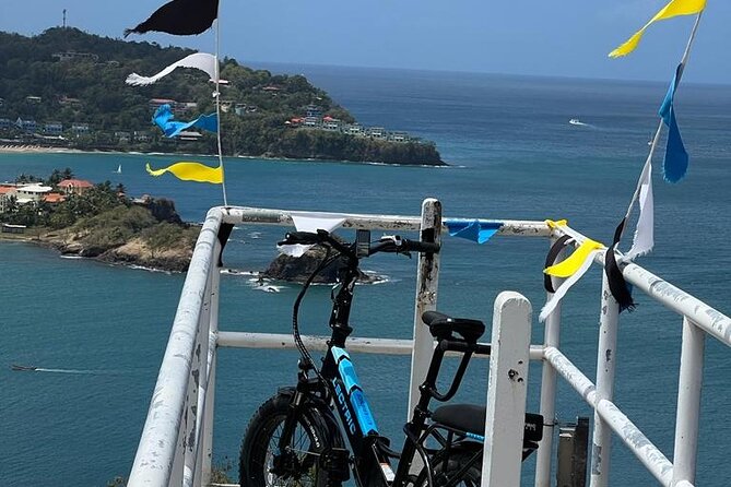 Private E-bike Tour in St. Lucia Northern - Pigeon Island and the narrow coastal view