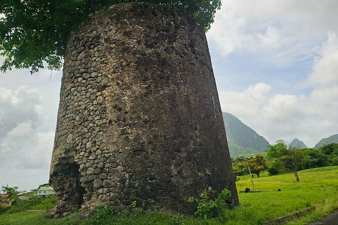 Private Island Tour St. Lucia - Marigot Bay and the west-coast villages