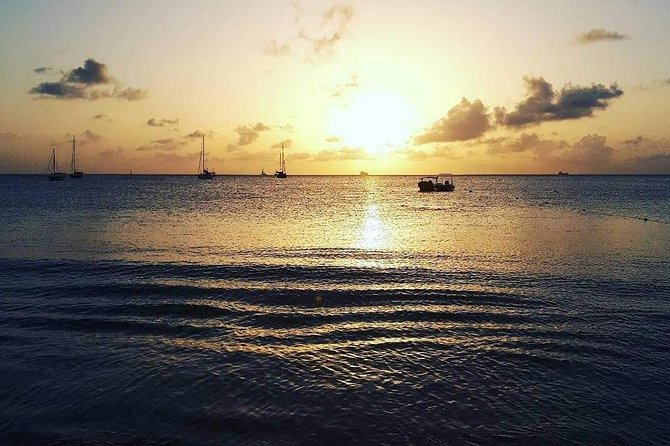 Private St Lucia Airport Transfer to Royalton Saint Lucia Resort - Scenic stops that can turn a transfer into a welcome tour