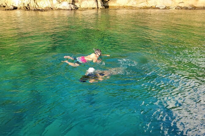 Private Sunset and Snorkel Cruise - Drinks and the Small Comforts