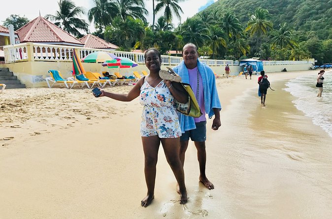 Reduit Beach Round-Trip Shuttle Service - How to use two, four, or six hours