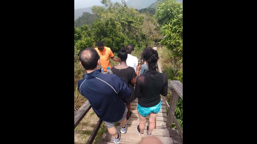 Saint Lucia: Tet Paul Nature Trail Hiking Tour & Beach - How to prepare for the five-hour day