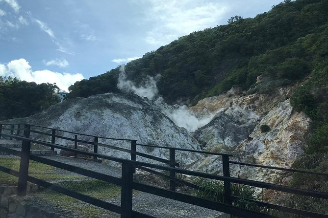 Scenic Tour of Soufriere - Marigot Bay begins the west coast story