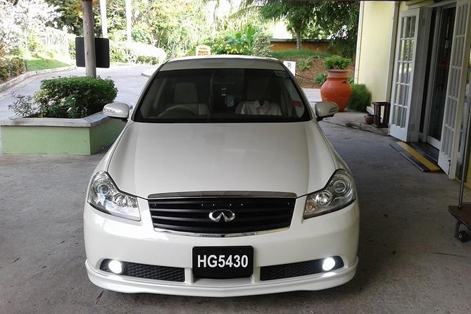 Slu/Vigie Airport Transfer - A simple arrival at Vigie Airport