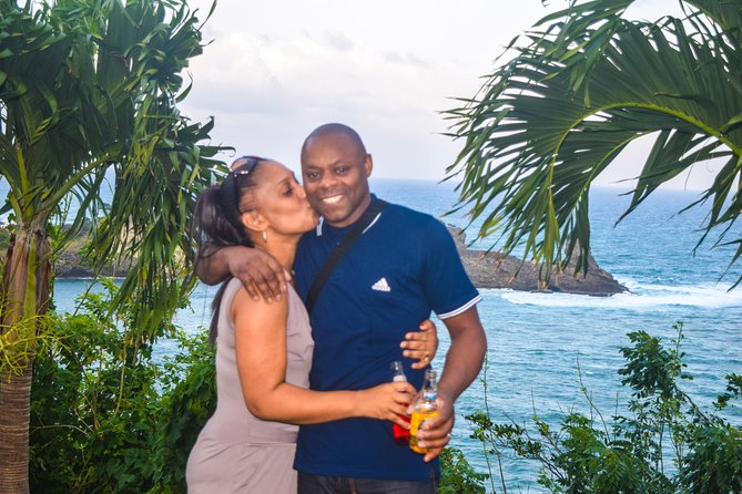 St Lucia Airport Transfer Roundtrip from Hewanorra (UVF) - From luggage claim to a private vehicle
