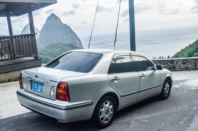 St Lucia Airport Transfer Roundtrip from Hewanorra (UVF) - What the $100 price means