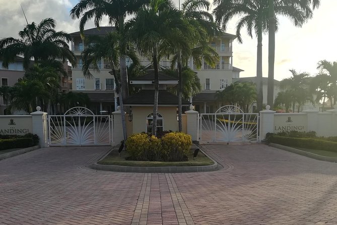 St Lucia Airport Transfer to The Landings - Hewanorra (UVF) & GFL Airport (SLU) - The return trip to UVF or SLU