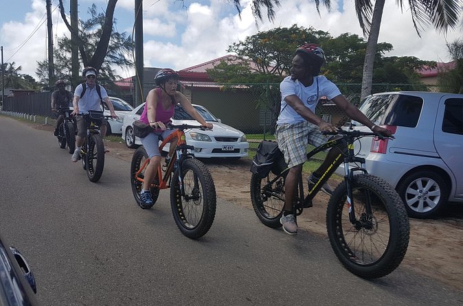 St Lucia Coastal Bike Tour to Pigeon Island - Starting with Gros Islet’s everyday life