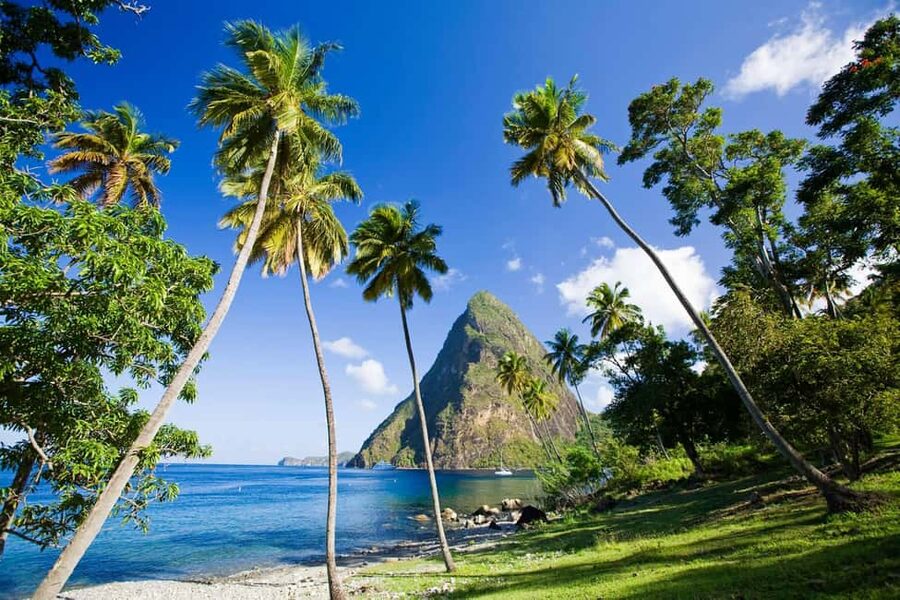 St Lucia Full-Day Dream Tour - The Pitons from the Soufriere road
