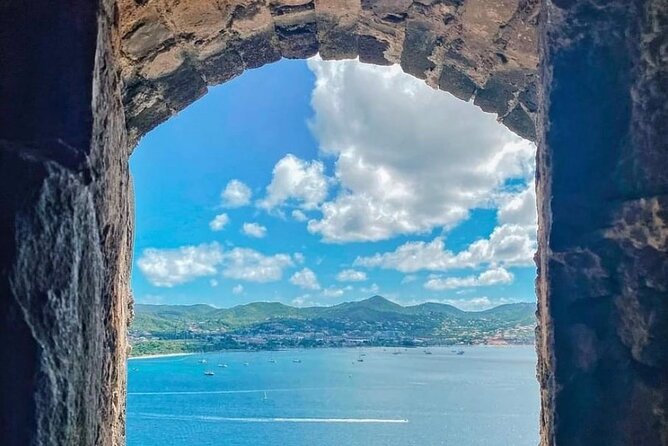 St Lucia Pigeon Island Ultimate Relax-Experience (Inc-Lunch) - Lunch beside the water