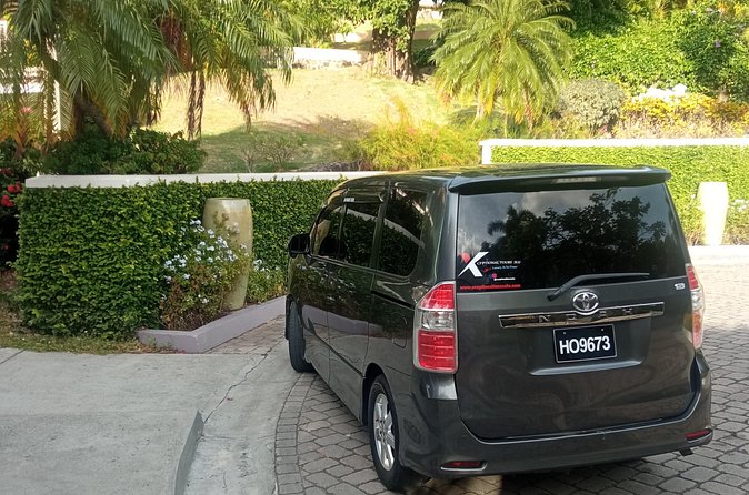 St. Lucia Private Airport Transfers from UVF (GROUPS of 4) - What the private format does not promise
