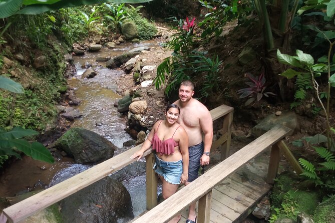 St.Lucia Private Island Tour - Local lunch and the value of a private guide
