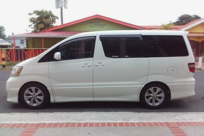 St Lucia Private Round Trip Hewanorra Airport Transfers to North Hotels - Meeting your driver at Hewanorra Airport