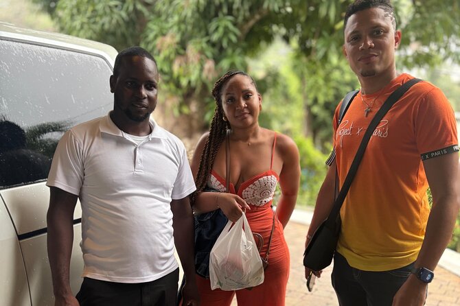 St. Lucia Private Transport - A clean car and a calm start