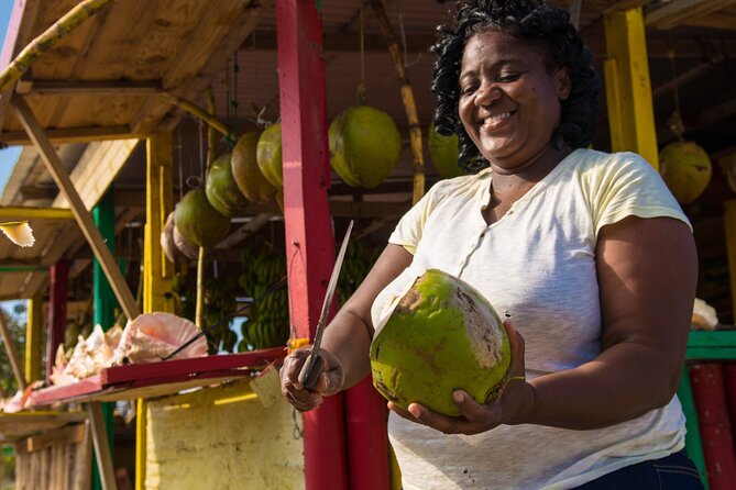 St Lucia Shopping Therapy Experience - The guide makes the biggest difference