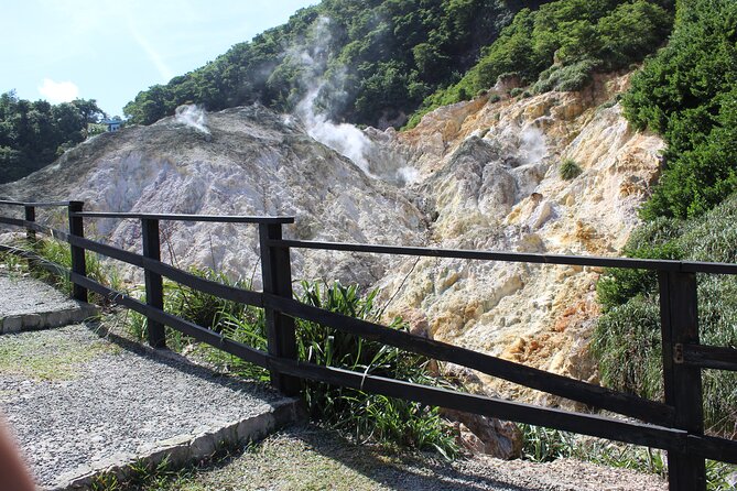 St Lucia Sulphur Springs Drive- in Volcano Tour & Therapeutic Mud baths - Inside the Caribbean’s drive-in volcano