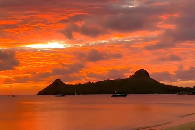 St Lucia Sunset Bar Hop: Island Rhythms - Local guidance can make the night easier