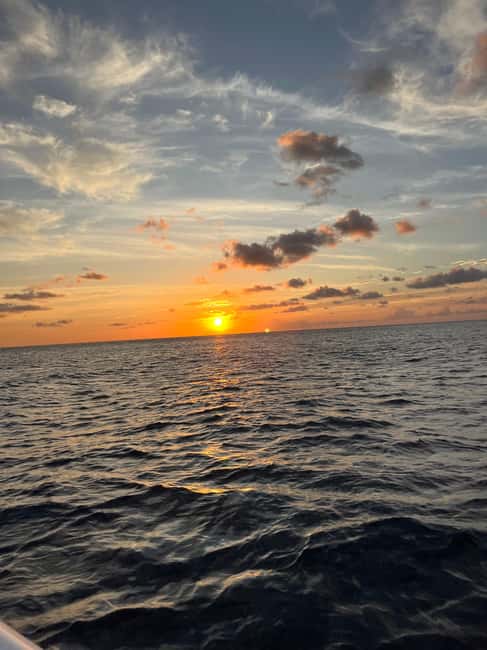 St. Lucia: Sunset Cruise, best way to end a day in paradise - A Slow Ride With Drinks and Snacks
