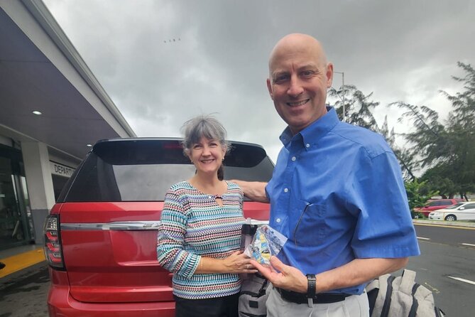 St. Lucia UVF Airport Transfers - Roundtrip with Free Souvenirs - The ride to your hotel or Airbnb